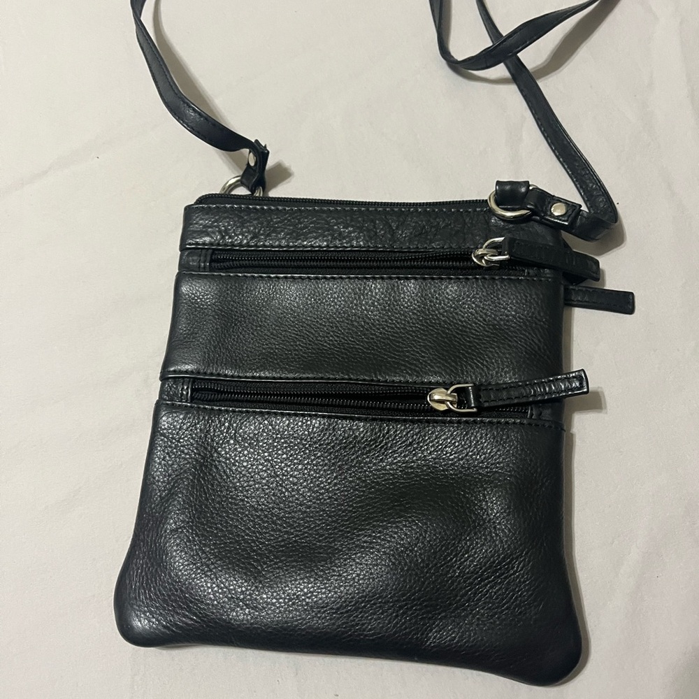 Elegant Black Leather Crossbody Bag